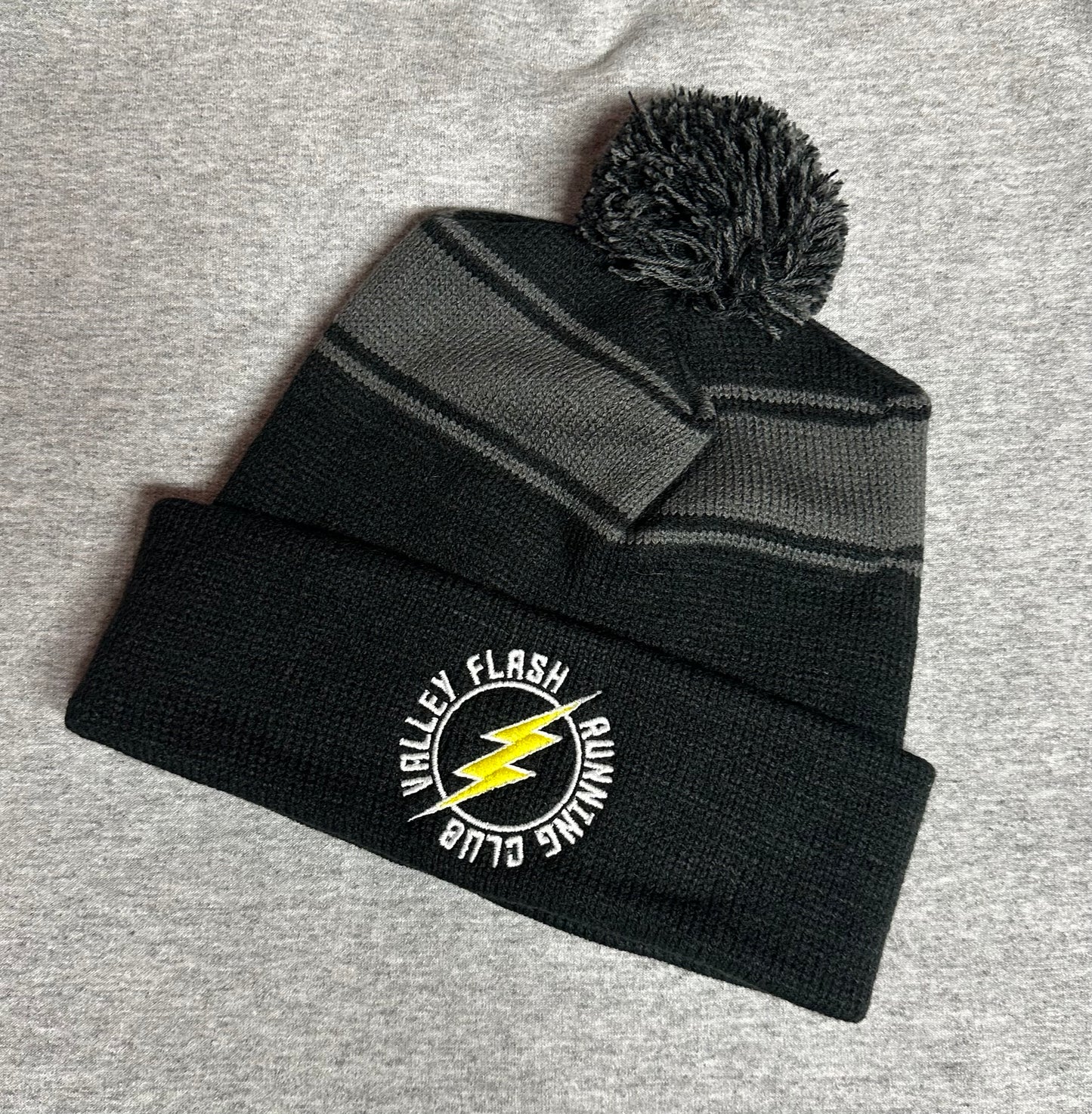 O- Stripe Pom-Pom Beanie